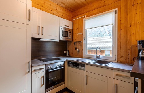 Annaberg im Lammertal Ski Chalet | Chalet in Annaberg-Lungötz: Terrace Retreat with Spa & Pool