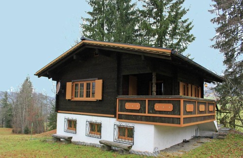 Sibratsgfaell Ski Chalet | Charming Holiday Home in Sibratsgfäll with Great Amenities