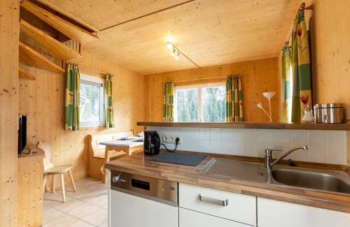 Stadl an der Mur Ski Chalet | Relaxing Holiday Home in Styria with Inviting Balcony