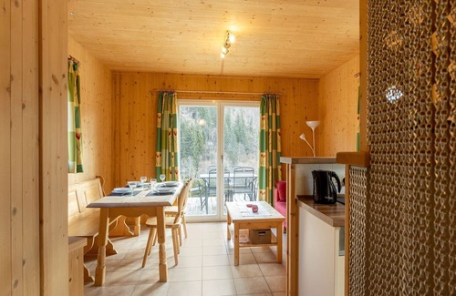 Stadl an der Mur Ski Chalet | Relaxing Holiday Home in Styria with Inviting Balcony