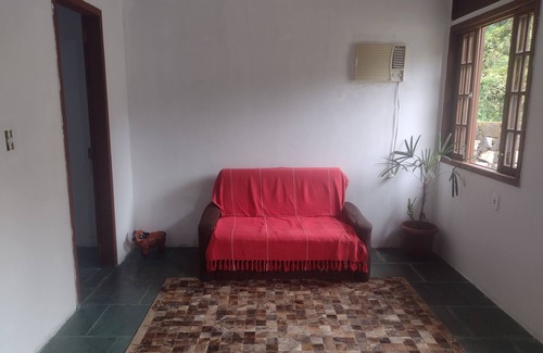 Angra dos Reis Ski Chalet | Relaxing Countryside Chalet with Pool & Pet-Friendly Amenities