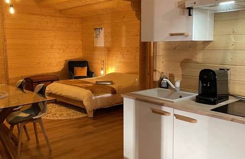 Roussayrolles Ski Chalet | Escape to a Cozy Chalet Surrounded by Nature's Beauty