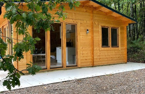Roussayrolles Ski Chalet | Escape to a Cozy Chalet Surrounded by Nature's Beauty