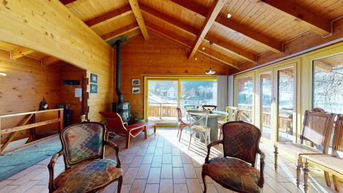 Anniviers Ski Chalet | Chalet in the Heart of Val d'Anniviers Resort - Family-Friendly