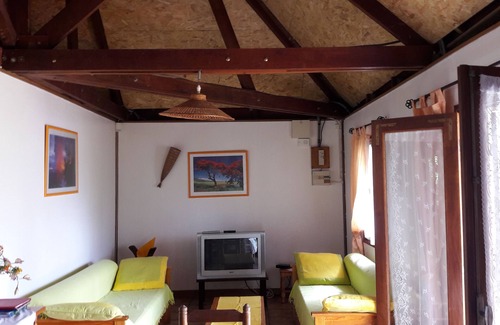 Salazie House | Idyllic Retreat: Chalet in the Heart of the Mountains