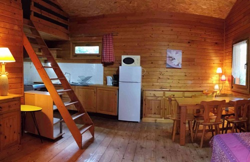 Darbres Ski Chalet | Nature Retreat with Pool and Playground for Families