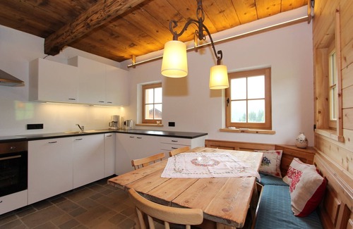 Sankt Johann in Tirol Ski Chalet | Ideal Chalet on Ski Slope in St. Johann with Breakfast