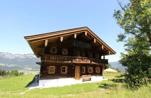 Sankt Johann in Tirol Ski Chalet | Cozy Chalet on the Ski Slope in St Johann, Family-Friendly