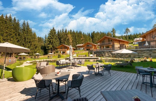 Tamsweg Ski Chalet | Delightful Chalet in Wölting with Pool and Spa Amenities