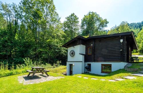 Woergl Ski Chalet | Inviting Tyrol Chalet with Private Garden and Fireplace
