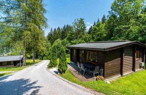 Woergl Ski Chalet | Inviting Tyrol Chalet with Private Garden and Fireplace