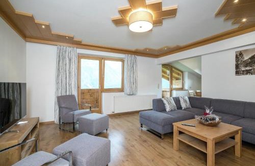 Wald im Pinzgau Ski Chalet | Inviting Chalet in Koenigsleiten Steps from Ski Area