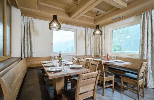 Wald im Pinzgau Ski Chalet | Inviting Chalet in Koenigsleiten Steps from Ski Area