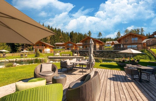 Tamsweg Ski Chalet | Relaxing Chalet in Wölting with Natural Swimming Pond