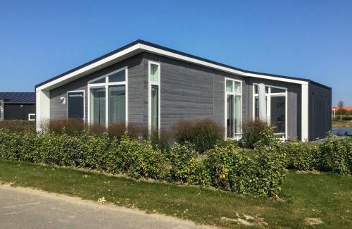 Wemeldinge House | Relaxing House with Sauna in Popular Zeeland Holiday Park