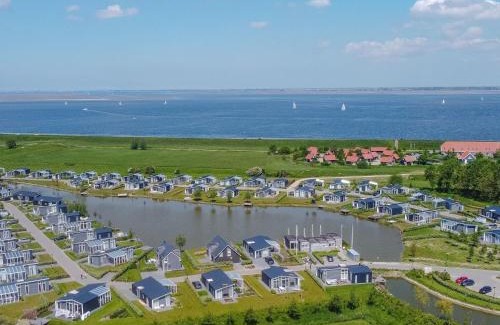 Wemeldinge House | Relaxing House with Sauna in Popular Zeeland Holiday Park
