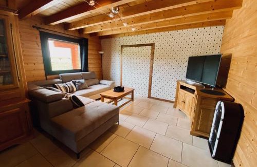 Onglieres Ski Chalet | Family-Friendly Chalet with 3 Bedrooms and Spacious Grounds