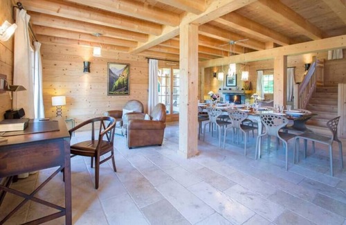 Saint-Jean-dʼAulps Ski Chalet | Experience Chalet Iona: Top Rated Stay in St Jean d'Aulps