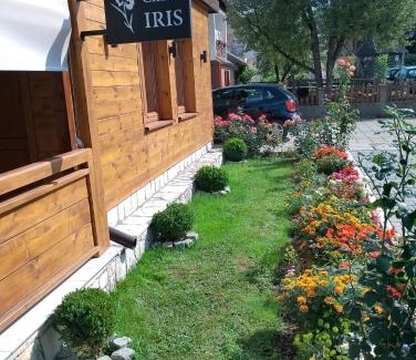 Kolasin Apartment | Relax at Chalet Iris: Family-Friendly with Sauna & 10/10 Rating