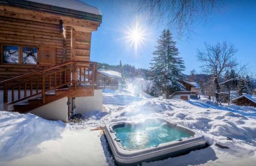 Les Gets Ski Chalet | Discover Chalet Joux Verte - Pet-Friendly with Hot Tub