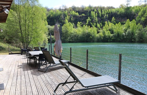 Jumilhac-le-Grand Ski Chalet | Pet-Friendly Retreat at Chalet - Jumilhac le Grand