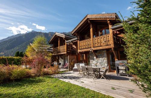 Les Praz-de-Chamonix Ski Chalet | Relax at Chalet Kaiya - Family-Friendly Retreat in Les Praz