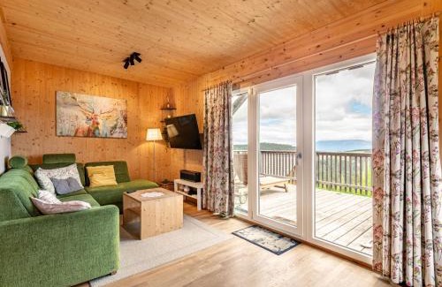 Bad Sankt Leonhard im Lavanttal Ski Chalet | Inviting Chalet Klippitz - Perle with Hot Tub & Pet Friendly