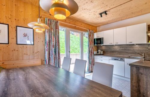 Bad Sankt Leonhard im Lavanttal Ski Chalet | Inviting Chalet Klippitz - Perle with Hot Tub & Pet Friendly