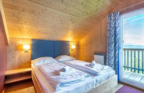 Bad Sankt Leonhard im Lavanttal Ski Chalet | Inviting Chalet Klippitz - Perle with Hot Tub & Pet Friendly