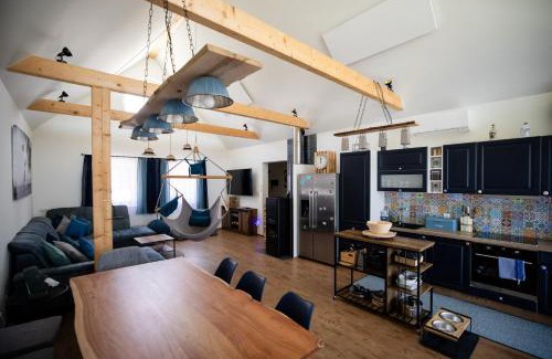 Apetlon House | Pet-Friendly Retreat: CHALET-KOPPI, 4-Star & Guest Rated 9.8