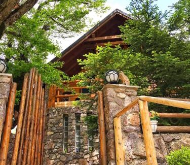 Pejë Ski Chalet | Oceanfront Chalet Kujta: Guest Rated 9.6, Ideal for Families