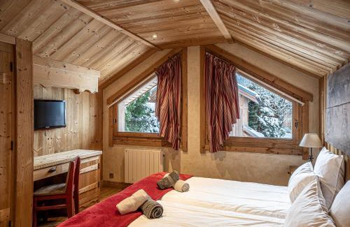 Meribel Ski Chalet | Chalet l'écureuil: Family-Friendly Retreat with Hot Tub