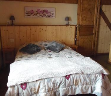 Bessans Apartment | Oceanfront Retreat at Chalet l'aubépine B&B - Rated 8.9
