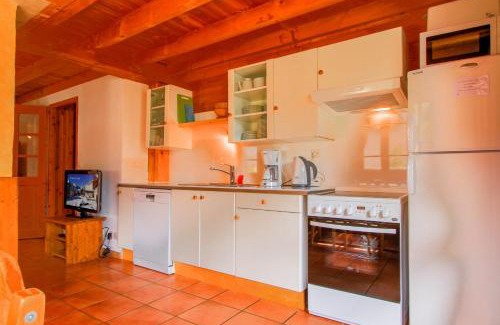 Nevache Ski Chalet | Discover Chalet L'Eitièro: Family & Pet-Friendly Retreat