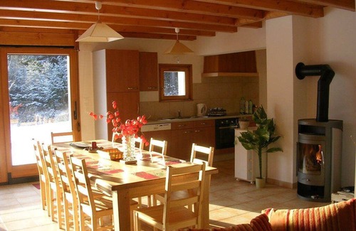 Ban-sur-Meurthe-Clefcy Ski Chalet | Relaxing Chalet L'épilobe with Sauna & Natural Surroundings
