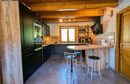 Le Grand Valtin Ski Chalet | Guest Rated 10/10: Chalet Le Grand Valtin with Ocean View