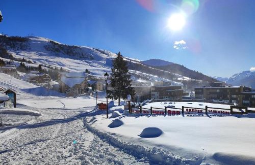 Saint-Francois-Longchamp Ski Chalet | Experience Luxury at Chalet Le Bouquetin with Spa & Pool