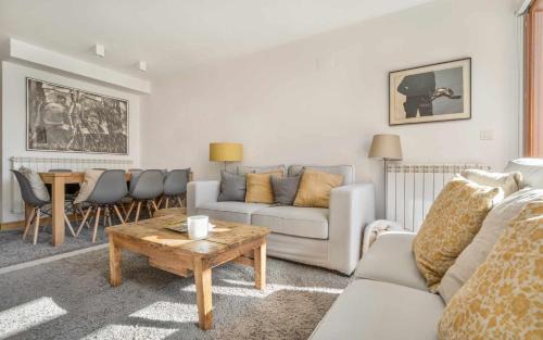 Formigal Ski Chalet | Family-Friendly Stay at Chalet La Aldea Confort - 4 Stars