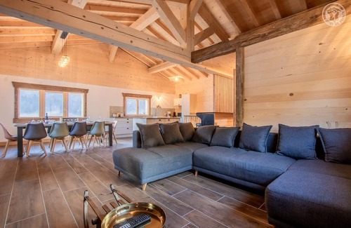 Villard-sur-Doron House | Cozy Chalet LA Devie - Family-Friendly Stay in Villard SUR Doron