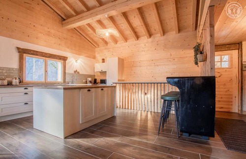 Villard-sur-Doron House | Cozy Chalet LA Devie - Family-Friendly Stay in Villard SUR Doron
