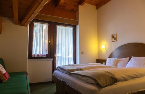 Carisolo Bed & Breakfast | Chalet La Felce