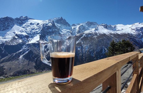La Grave Ski Chalet | Family-Friendly Chalet La Gave/La Meije with High Rating