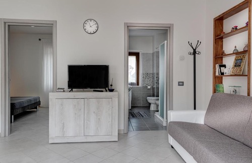 Firenzuola House | Chalet La Greta: Scenic Views & Family-Friendly Amenities