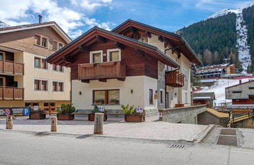 Santa Caterina Valfurva Ski Chalet | Chalet La Fiamma
