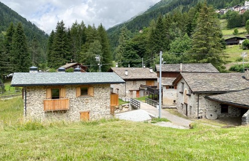 Ponte di Legno Apartment | Discover Chalet La mia Baita: Child-Friendly Retreat