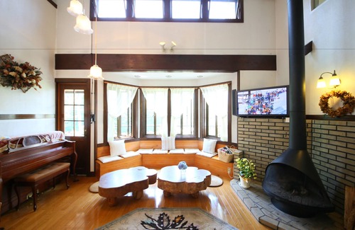 Minakami House | Eco-Friendly Chalet La Neige with Spa and Hot Tub