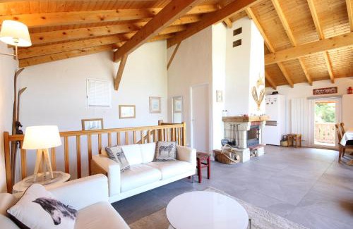 Montalbert Ski Chalet | Elegant Chalet La Plagne Montalbert - Steps from the Slopes