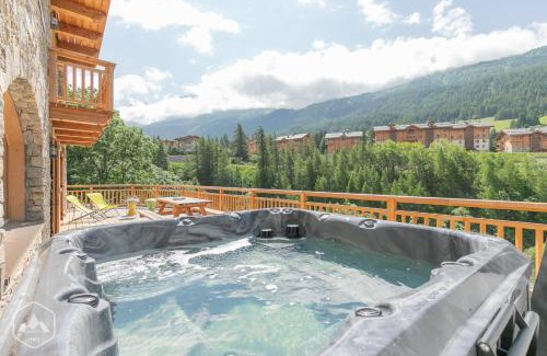 Val Cenis Apartment | Cozy Chalet La Turra with Private Spa and Hot Tub Amenities