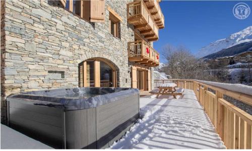 Val Cenis Apartment | Cozy Chalet La Turra with Private Spa and Hot Tub Amenities
