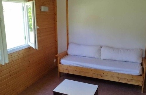 Beynat Ski Chalet | Cozy Chalet Lac de Miel for Family Getaways